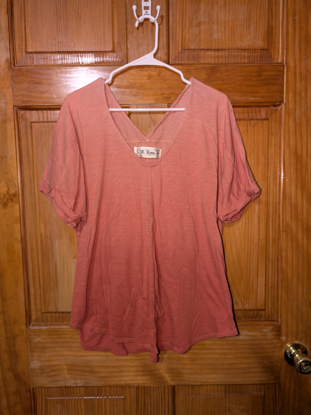 Relaxed V-Neck Short Sleeve Top in Dusty Rose